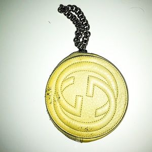 GUCCI KID GG WRIST HOLDER